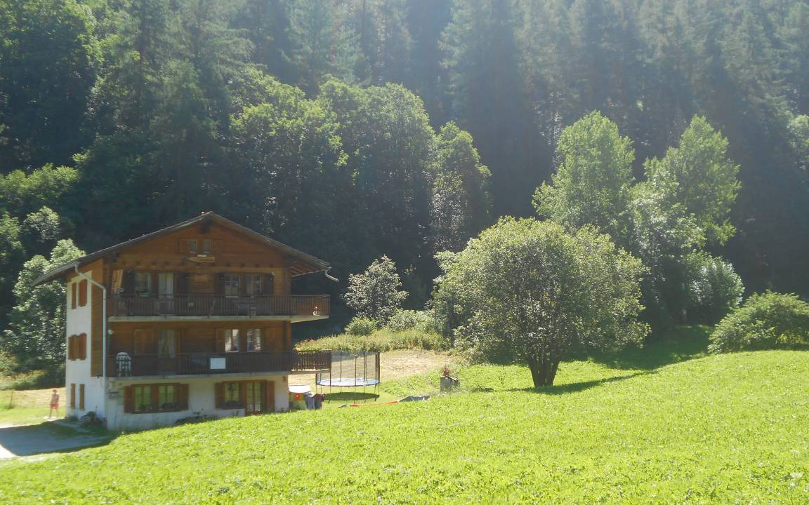 Photo of Buildings in Hauderes