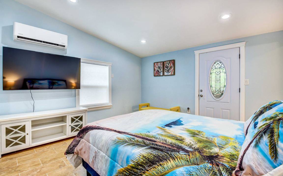 Photo of Bedroom in Bayou Oaks