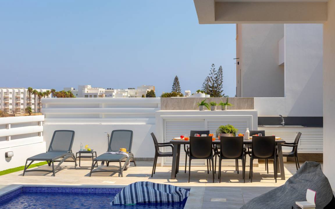 Photo of Patio Balcony in Pernera