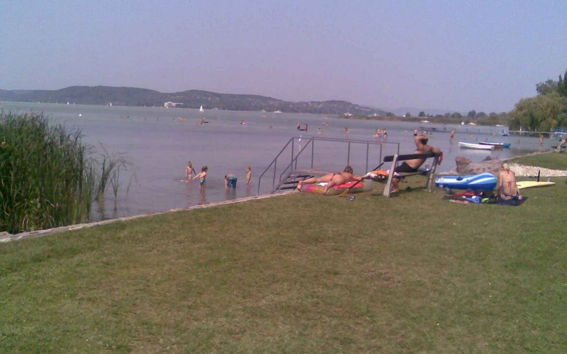 Photo of Others in Szantod