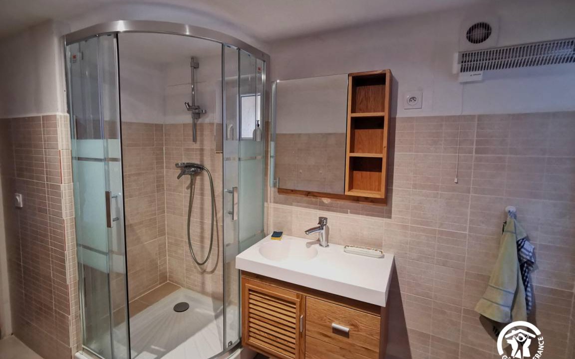 Photo of Bathroom in Saint-Etienne-de-Gourgas