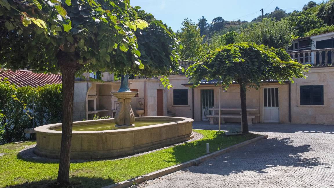Photo of Others in Molares