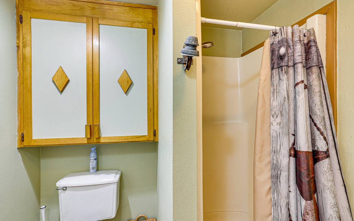 Photo of Bathroom in Grangeville