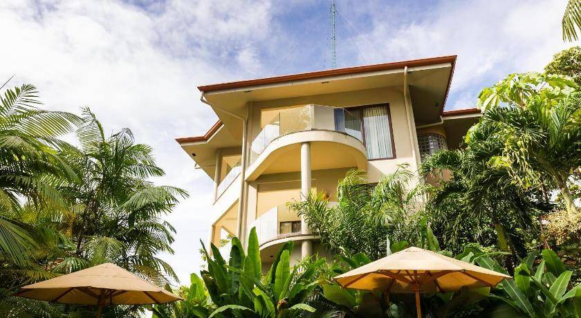 Photo of Buildings in Manuel Antonio