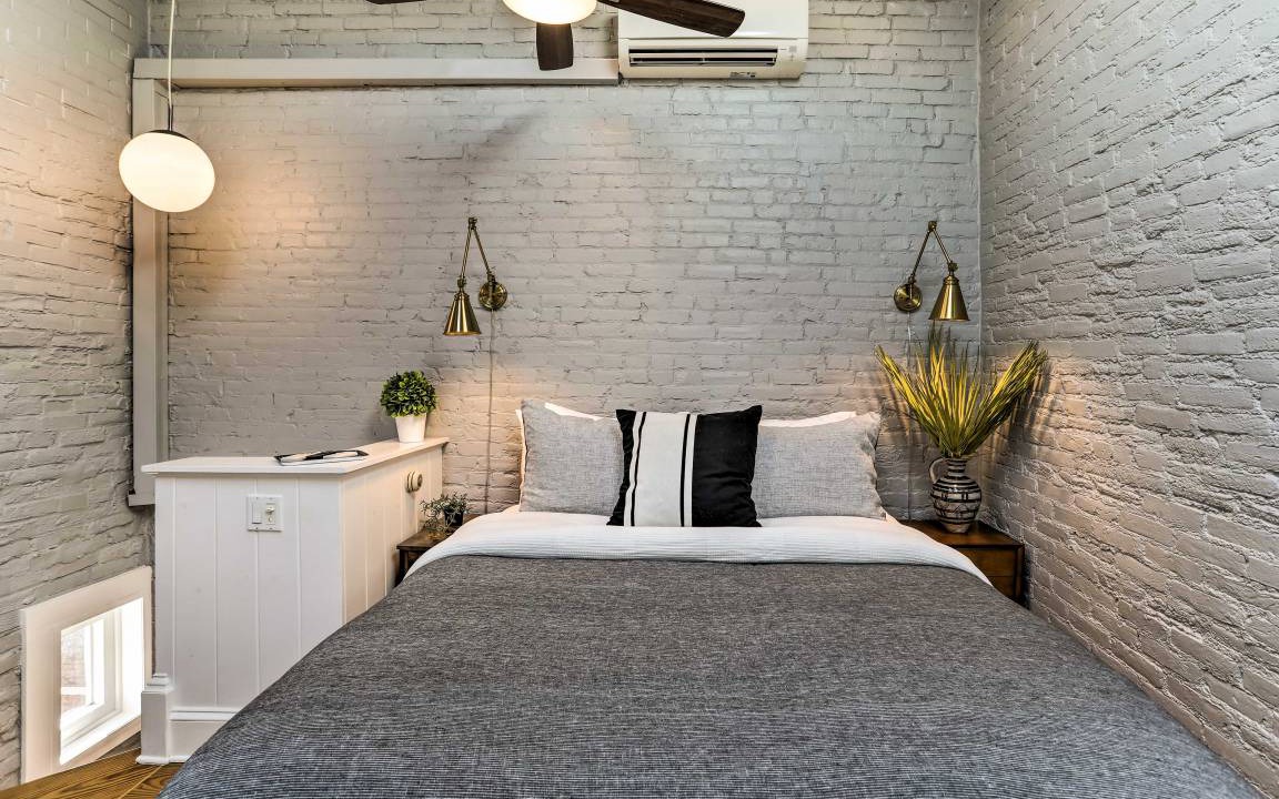 Photo of Bedroom in Queen Village