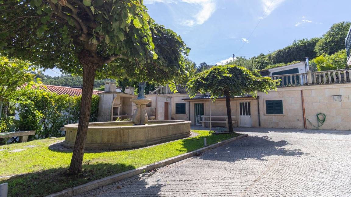 Photo of Others in Molares