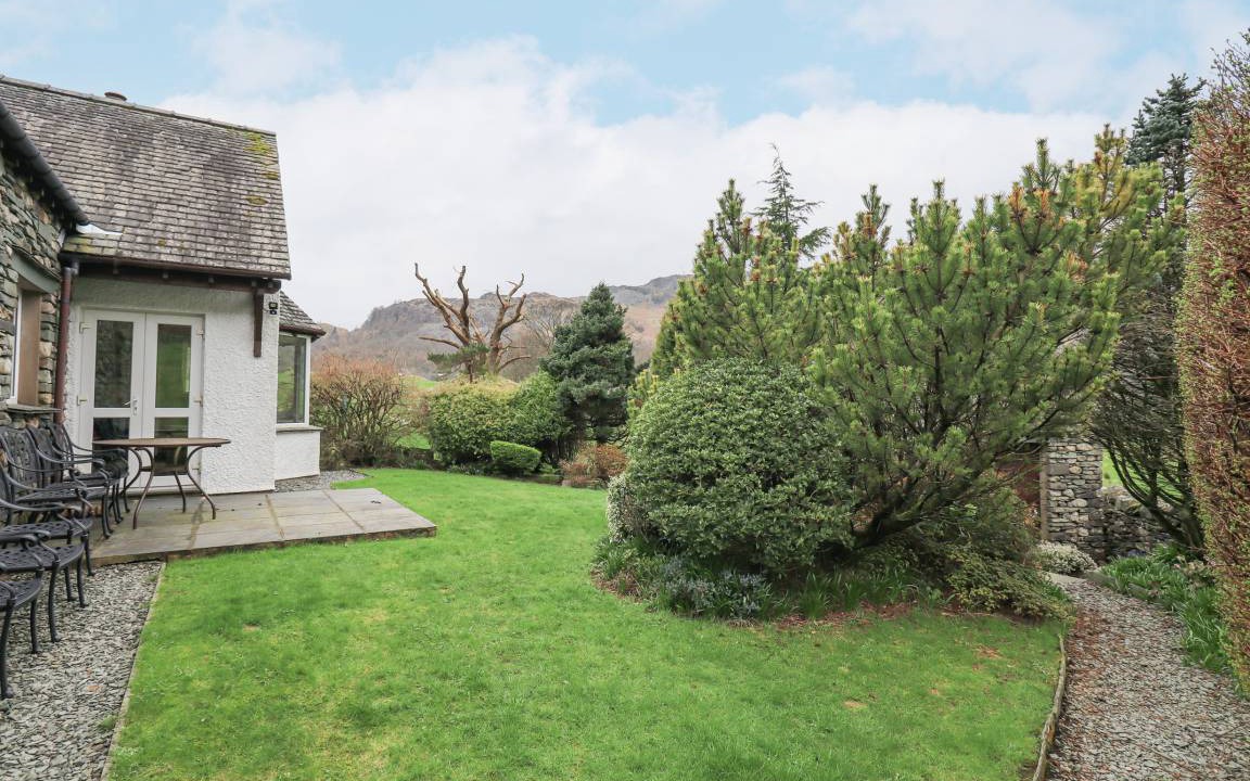 Photo of Others in Chapel Stile