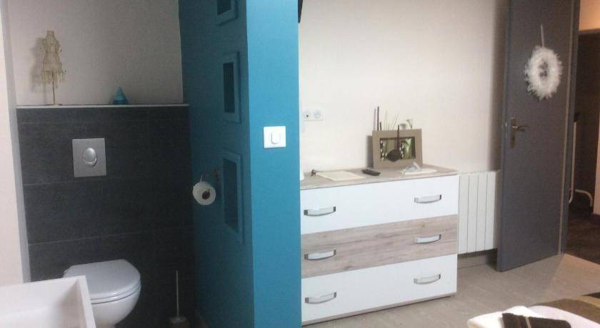 Photo of Bathroom in Gensac-la-Pallue