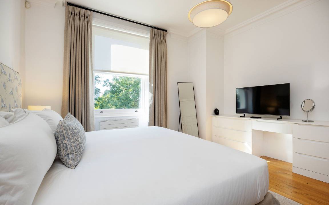 Photo of Bedroom in Belsize