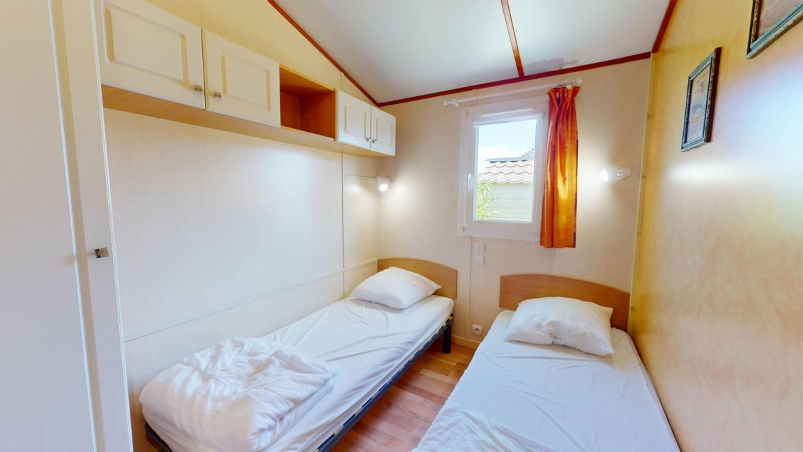 Photo of Bedroom in Brem Sur Mer