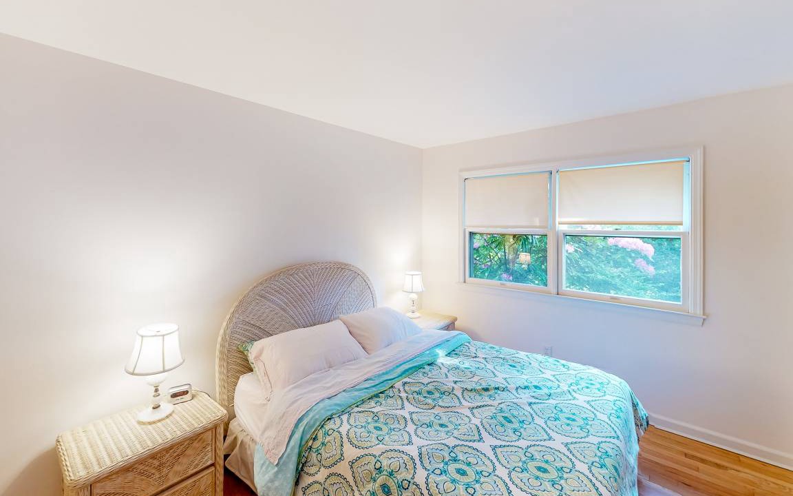Photo of Bedroom in Cutchogue