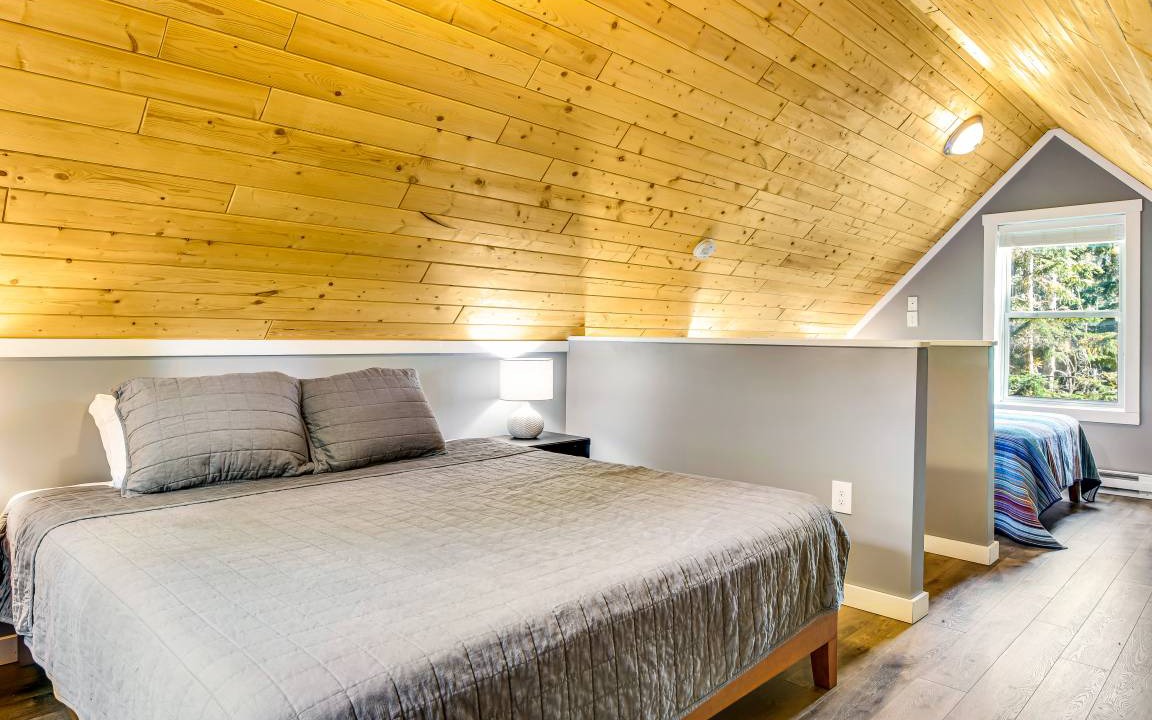 Photo of Bedroom in Snoqualmie Pass