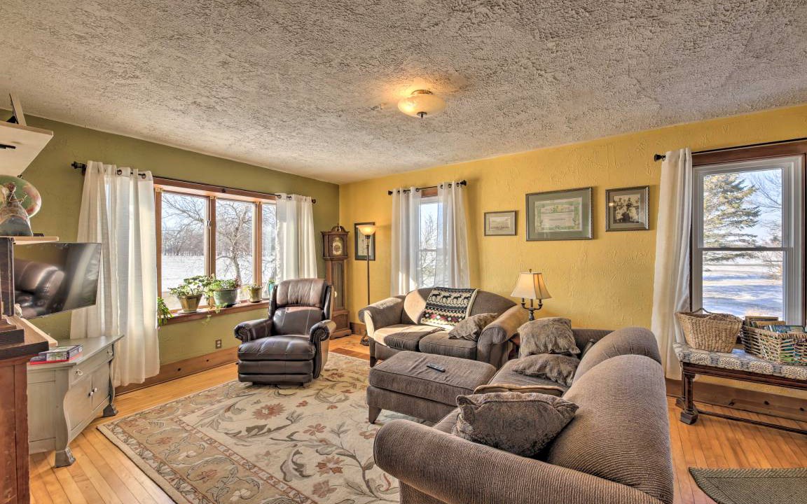 Photo of Livingroom in Watertown