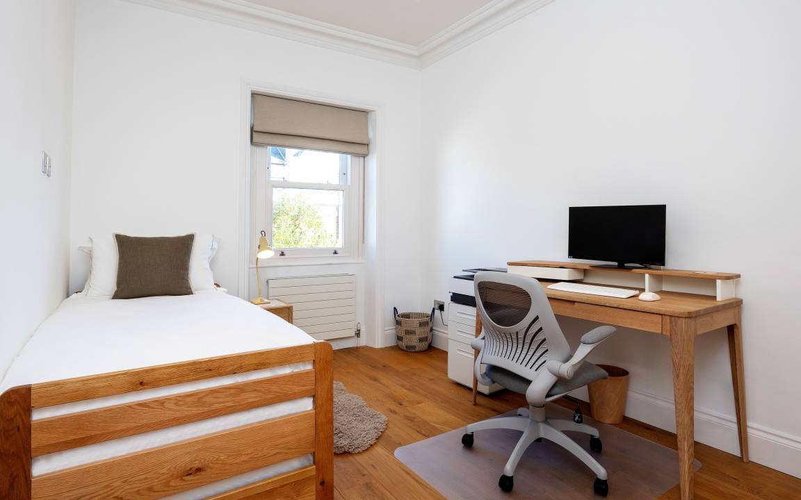 Photo of Bedroom in Belsize