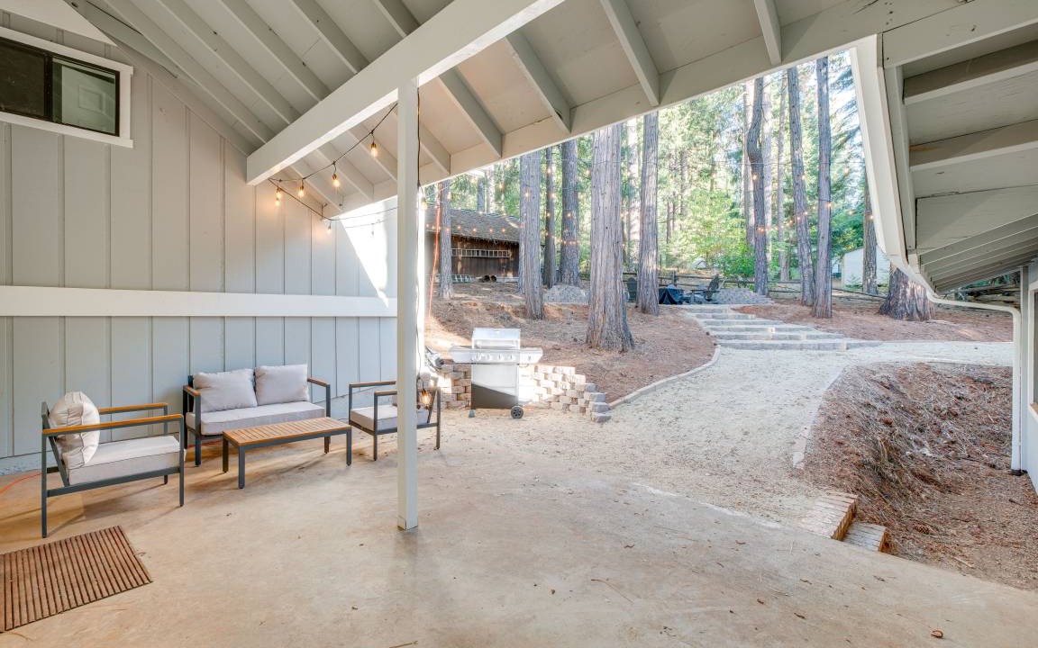 Photo of Others in Pollock Pines