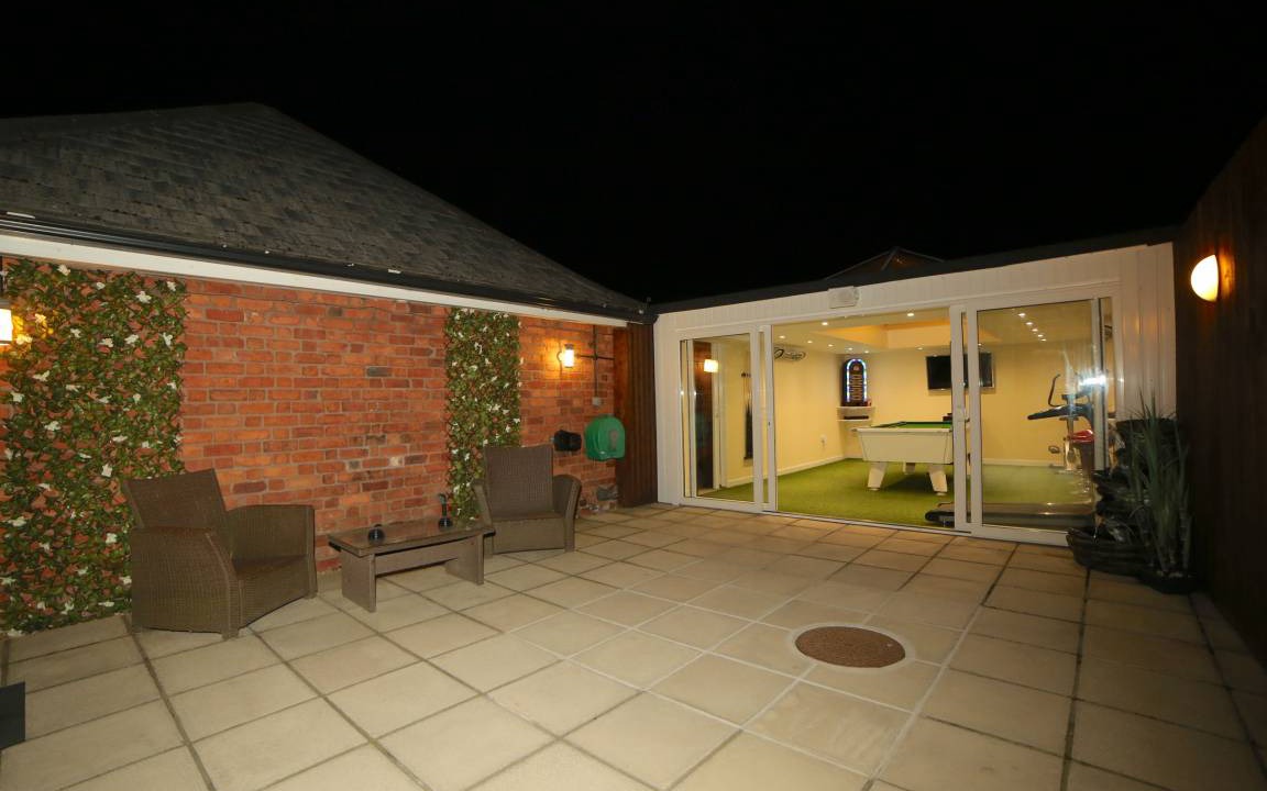 Photo of Others in Stoney Stretton
