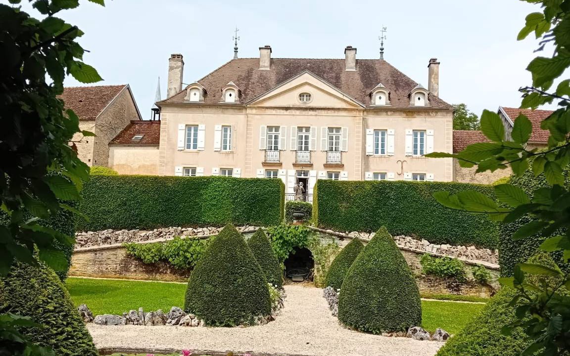 Photo of Others in Mesmont
