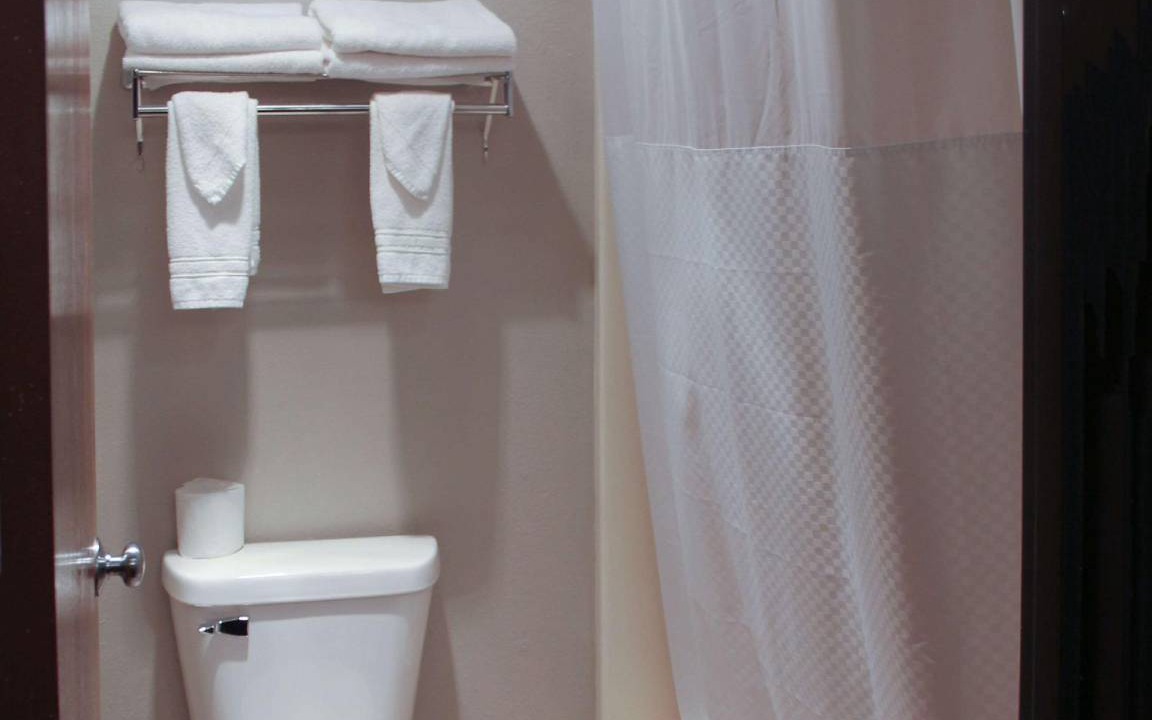 Photo of Bathroom in Red Oak