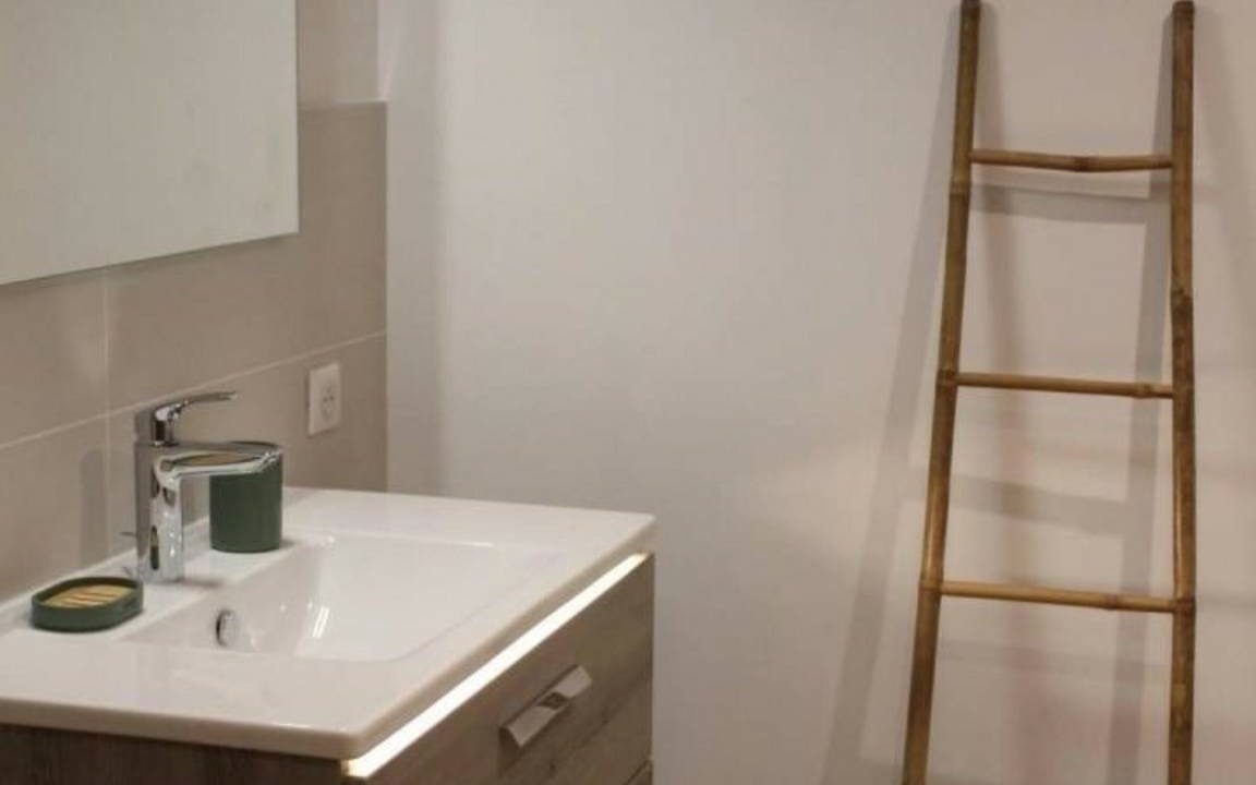 Photo of Bathroom in Saint-Epain