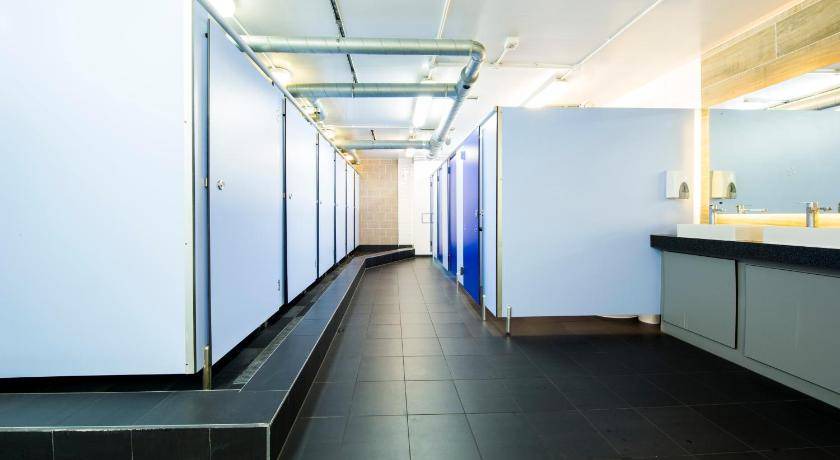 Photo of Bathroom in St. Pancras