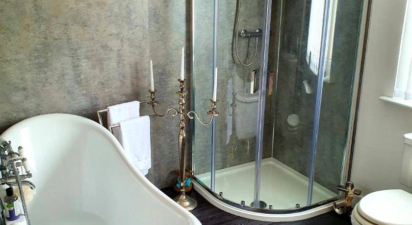 Photo of Bathroom in Torlundy