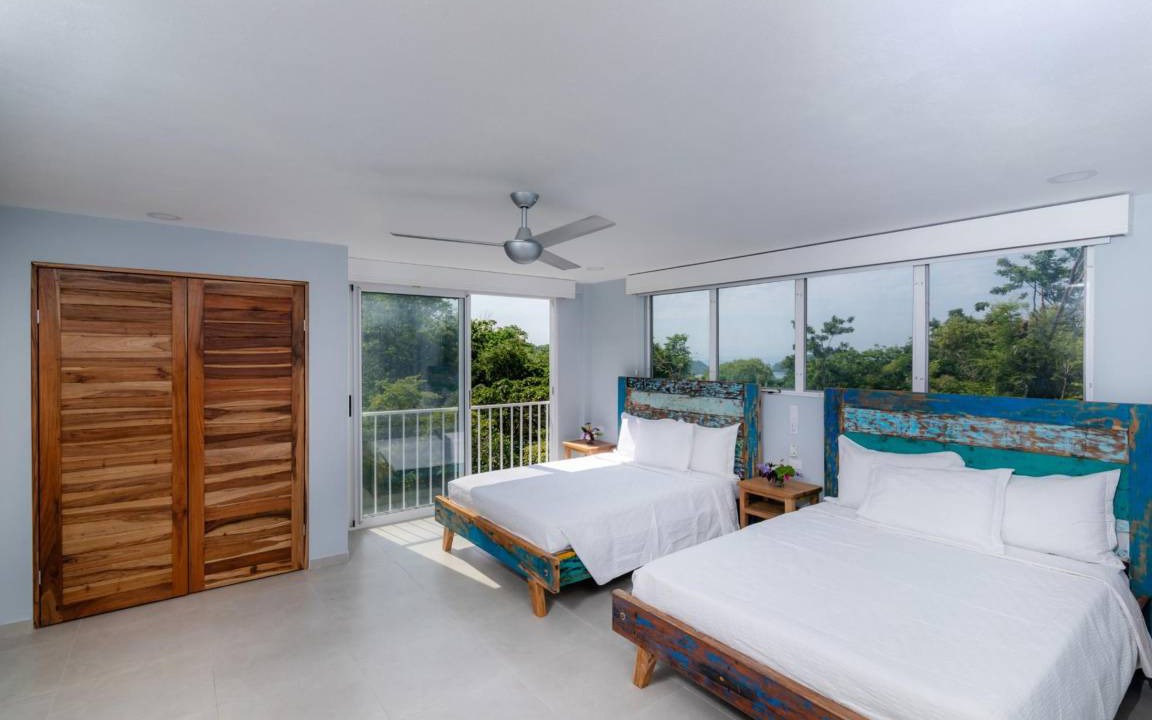 Photo of Others in Manuel Antonio