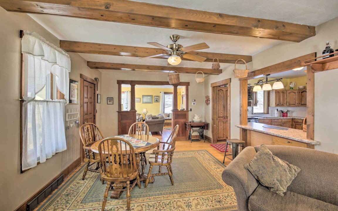 Photo of Livingroom in Watertown