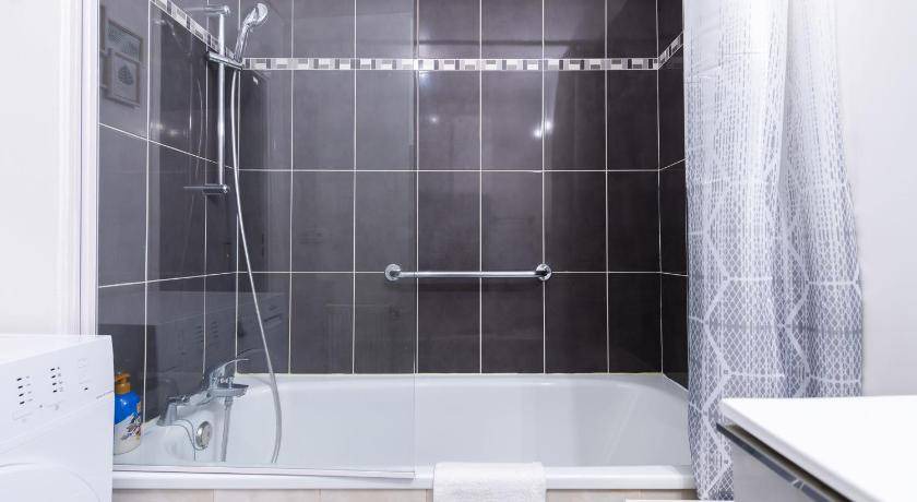Photo of Bathroom in Serris