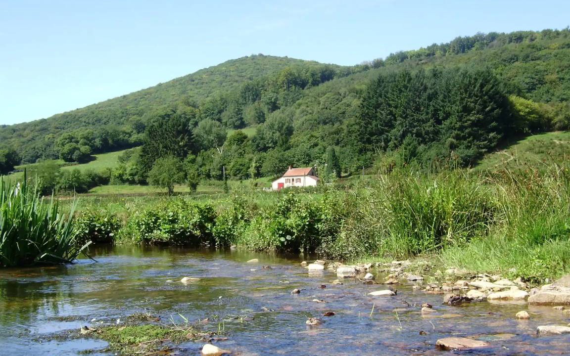 Photo of Others in Larochemillay
