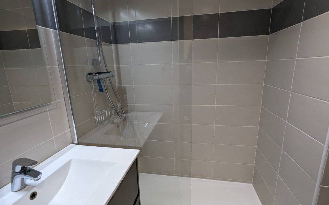 Photo of Bathroom in Le Grau-Du-Roi