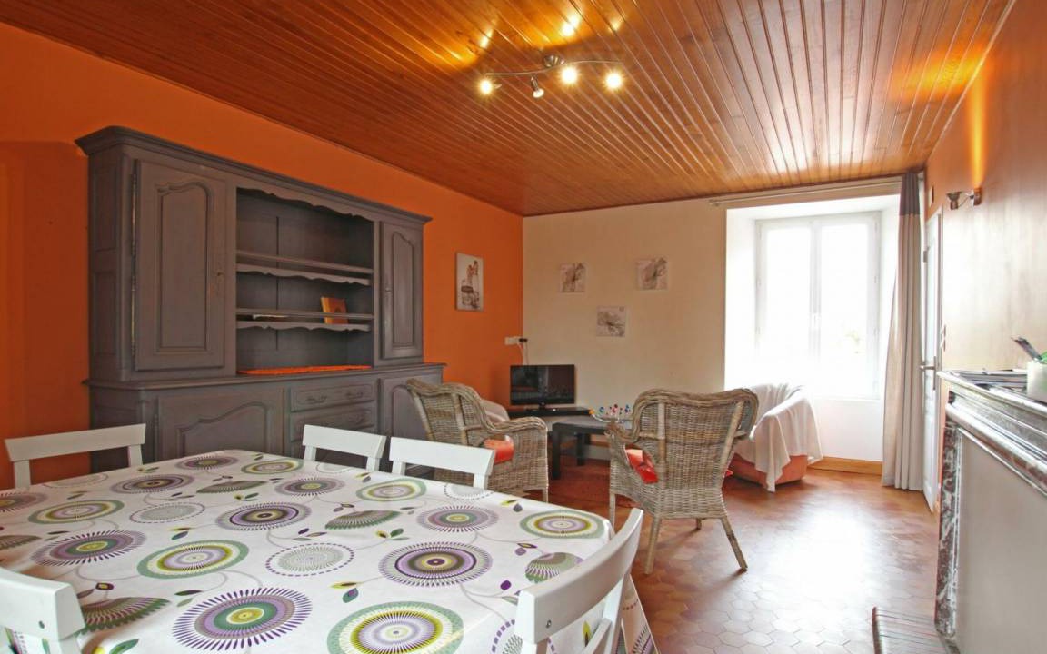 Photo of Livingroom in Feugeres