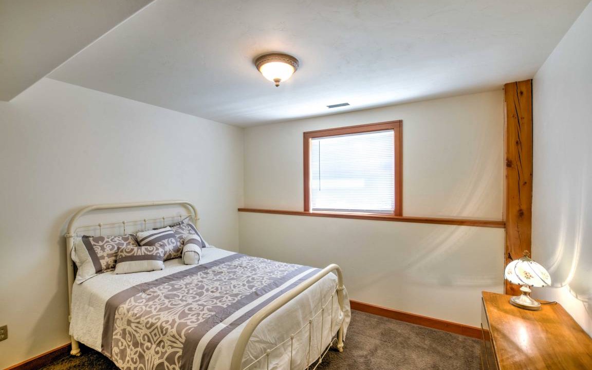 Photo of Bedroom in Edgar