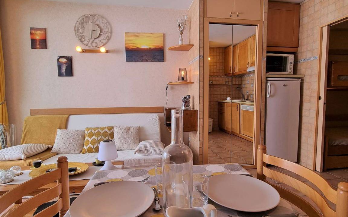 Photo of Livingroom in Saint-Etienne-en-Devoluy