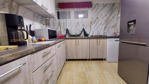 Photo of Kitchen in Lupeni