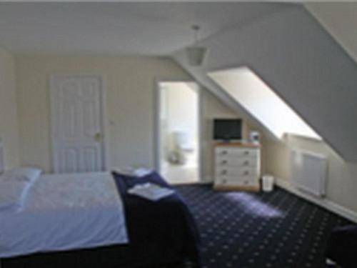 Photo of Bedroom in Holworth