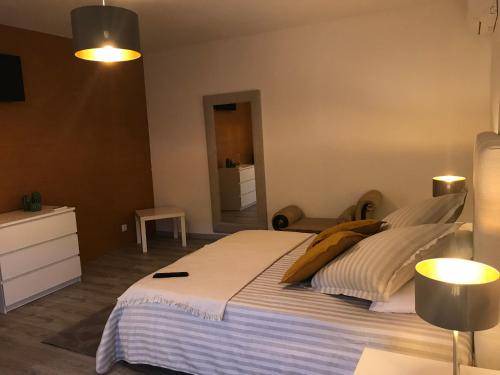Photo of Bedroom in Santa Marta de Penaguiao
