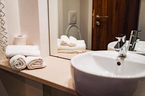 Photo of Bathroom in Cornu