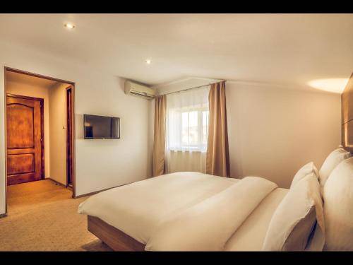 Photo of Bedroom in Cornu