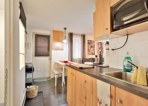 Photo of Kitchen in Gay Village