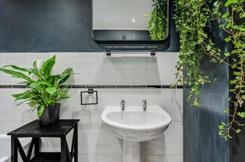 Photo of Bathroom in Saint Paul's