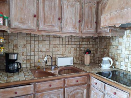 Photo of Kitchen in Saint-Hilaire-sur-Helpe