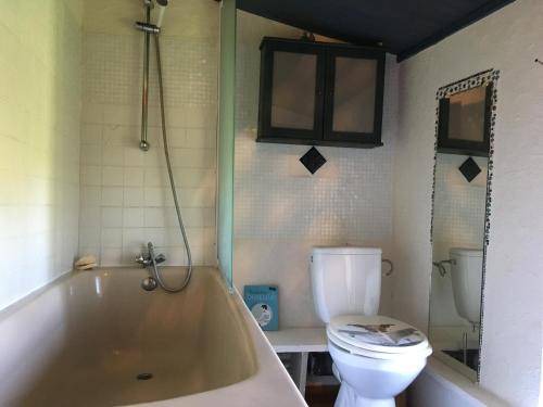 Photo of Bathroom in Saint-Pierre-le-Vieux