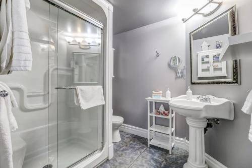 Photo of Bathroom in Old Town Historic District