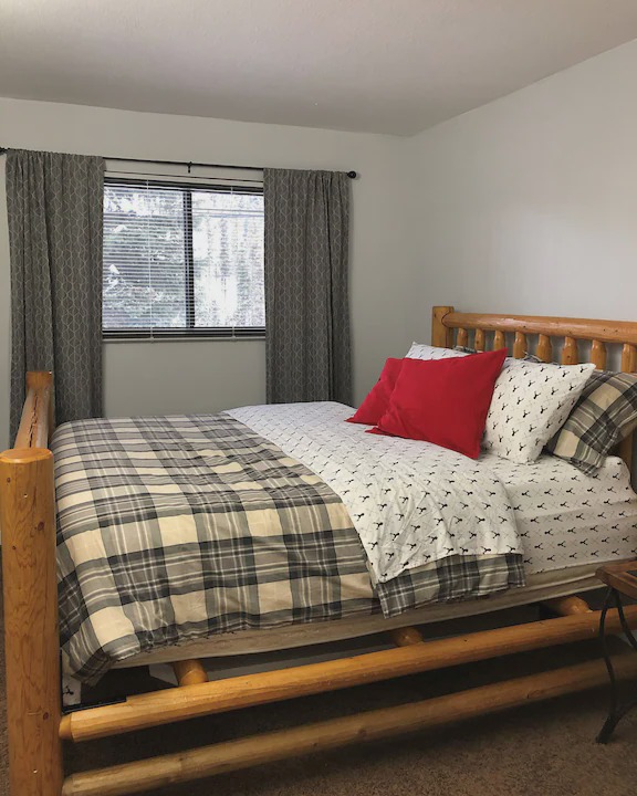 Photo of Bedroom in Okanagan-Similkameen