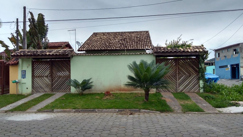 Photo of Buildings in Martim de Sa