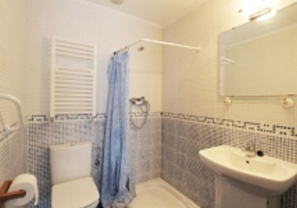 Photo of Bathroom in Orio