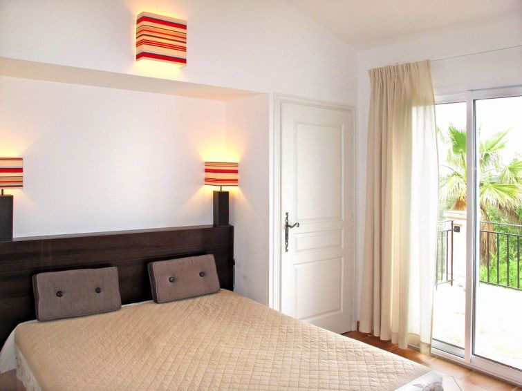 Photo of Bedroom in La Rouviere