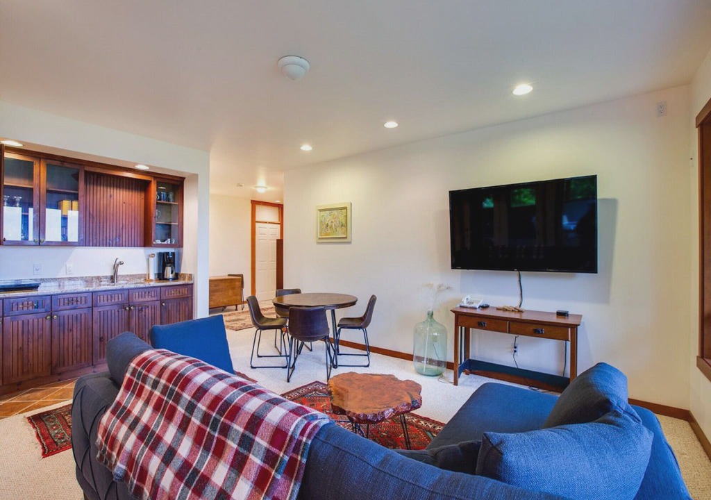 Photo of Livingroom in Whatcom County