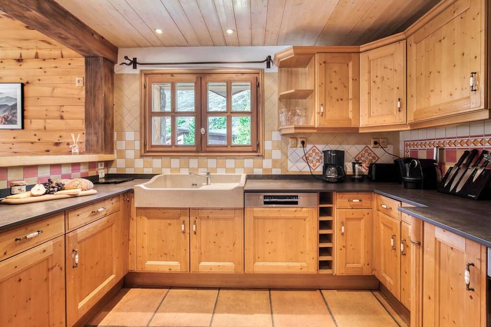 Photo of Kitchen in Tignes le Lac