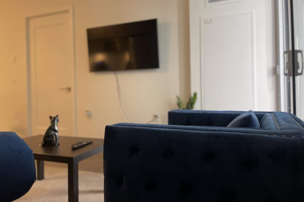 Photo of Livingroom in Cabbagetown